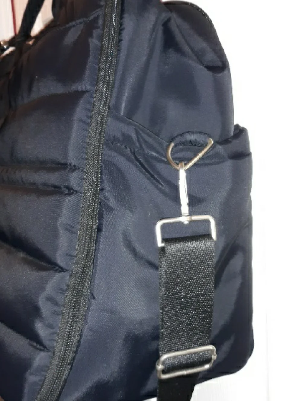 Tommy Bahama Large Quilted Puffer Travel Bag